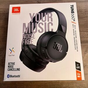 JBL Tune 660NC Wireless Noise Cancelling Headphones In Box